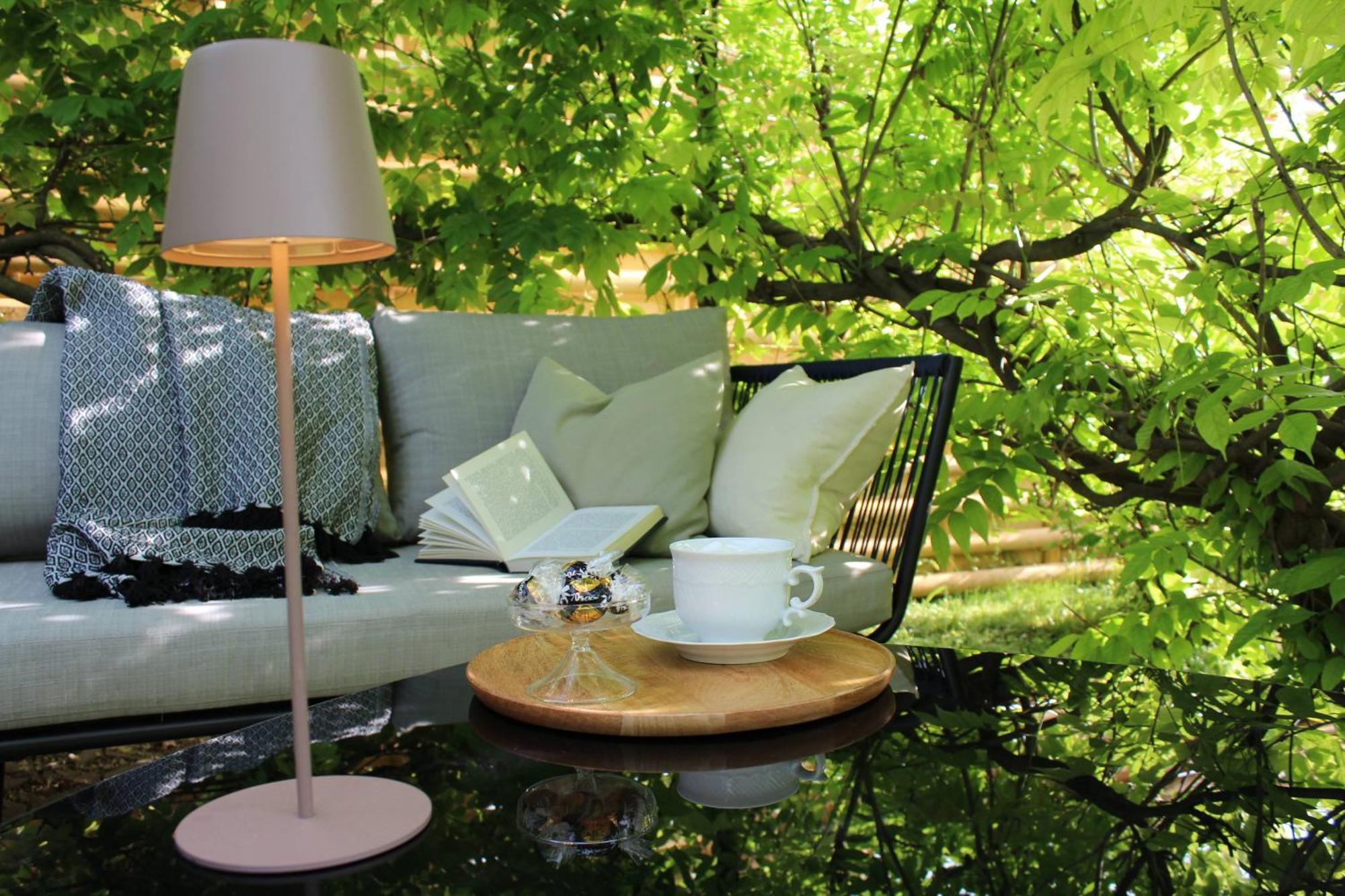 The Secret Garden - Keszthely Bed and Breakfast Exteriör bild
